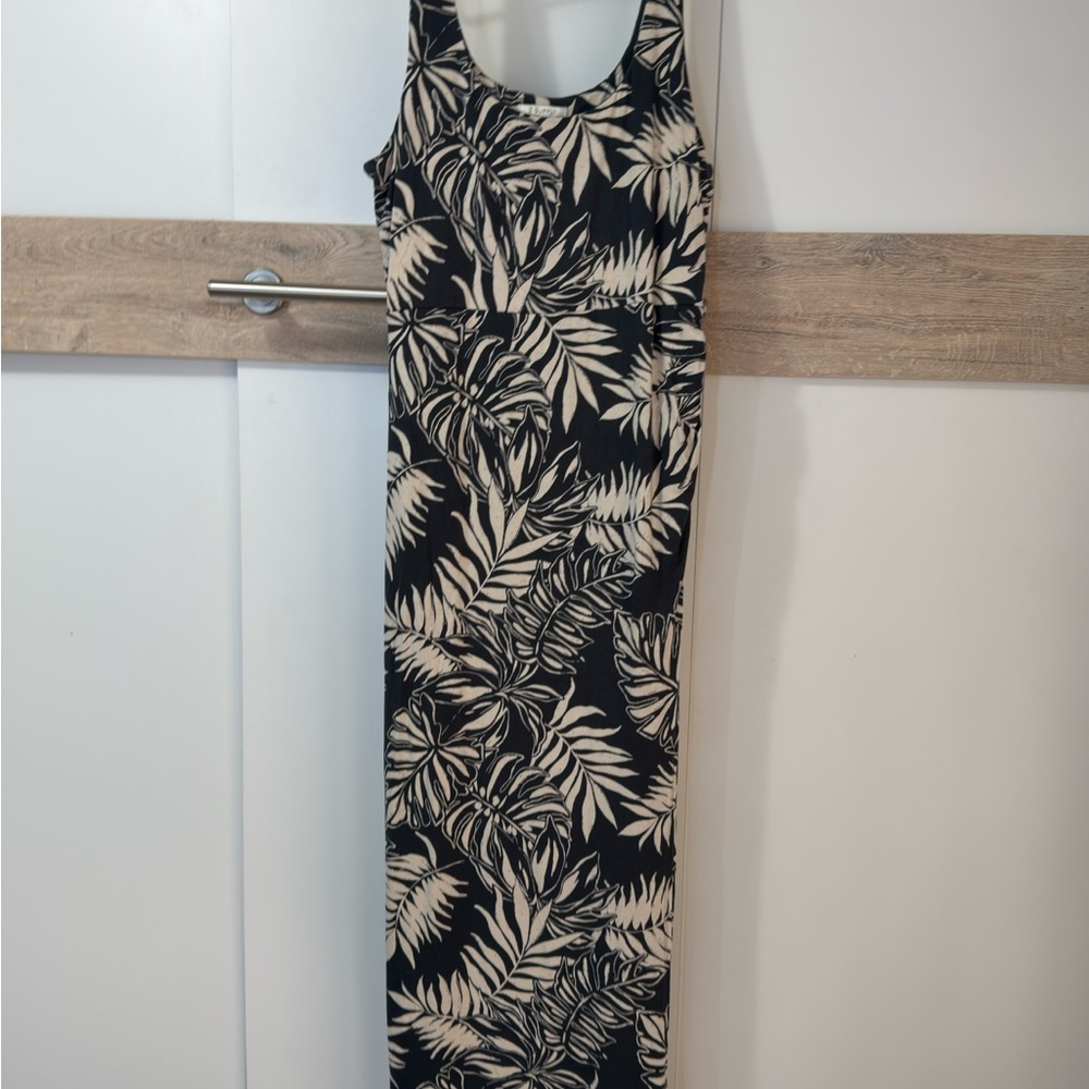 Z Supply Black and Cream Tropical-Leaf Maxi Dress